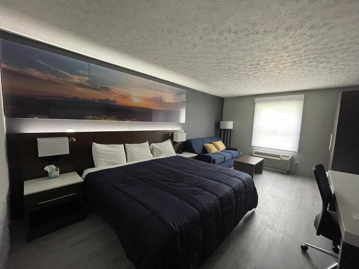 Luxor Inn & Suites, A Travelodge By Wyndham Elkins Exteriör bild