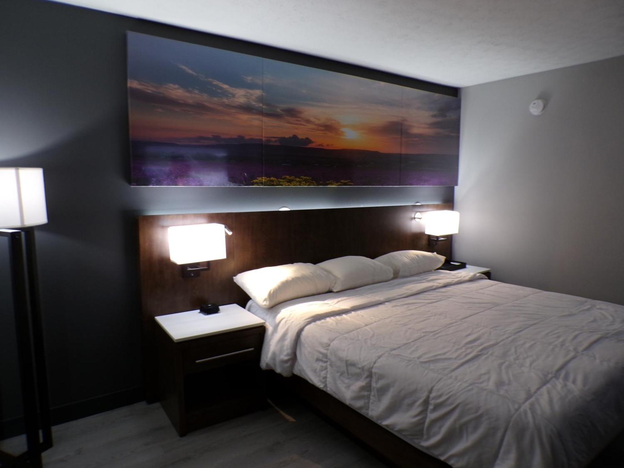 Luxor Inn & Suites, A Travelodge By Wyndham Elkins Exteriör bild