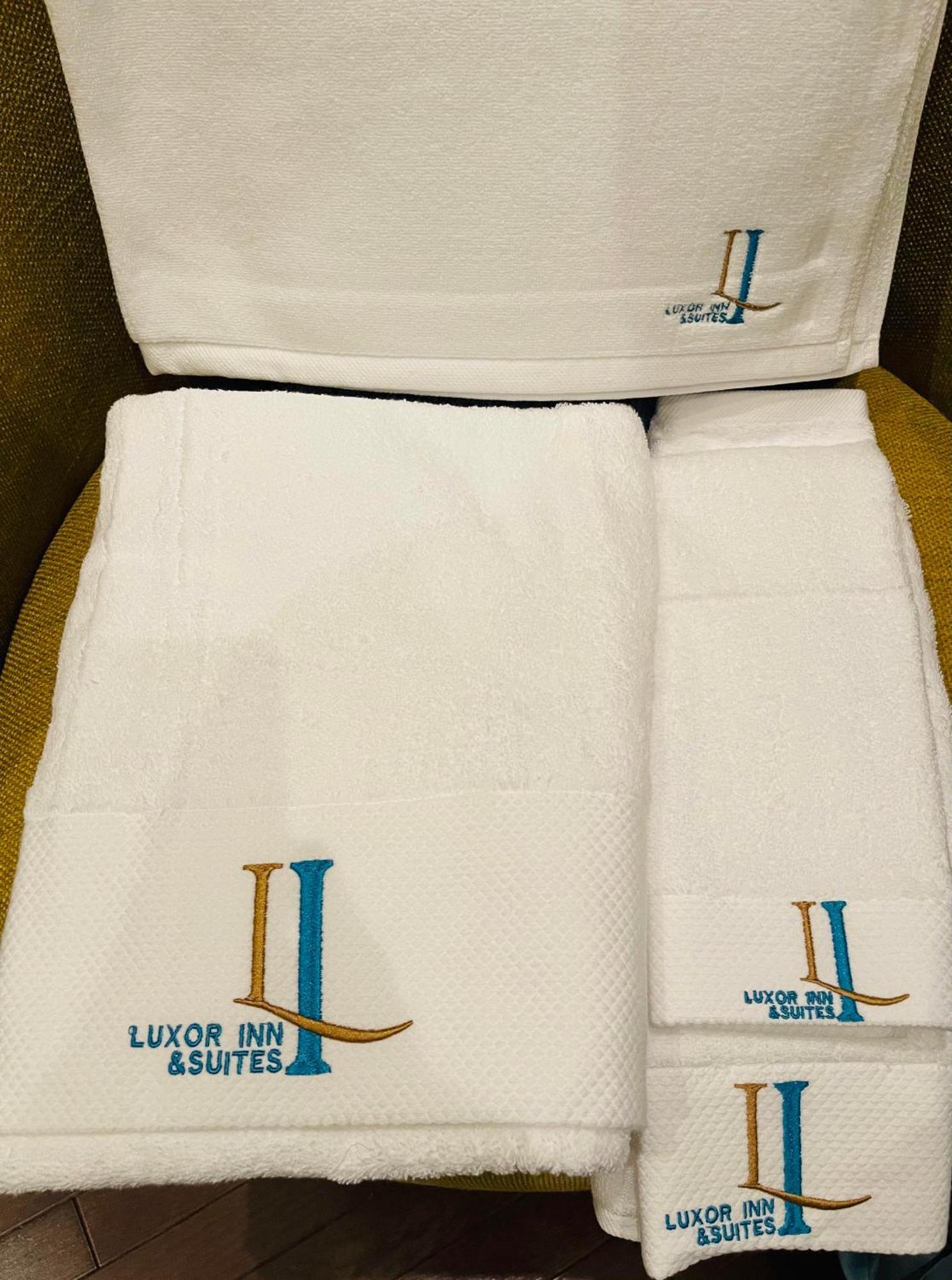 Luxor Inn & Suites, A Travelodge By Wyndham Elkins Exteriör bild